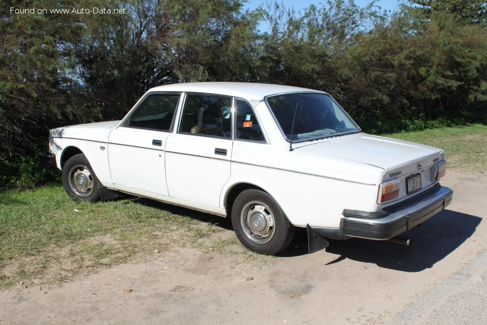 Volvo 240 2.0 (103 Hp)1984 - 1985 thumbnail 3
