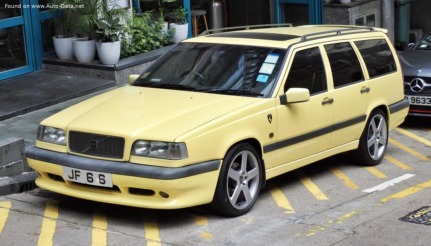 Volvo 850 modeli