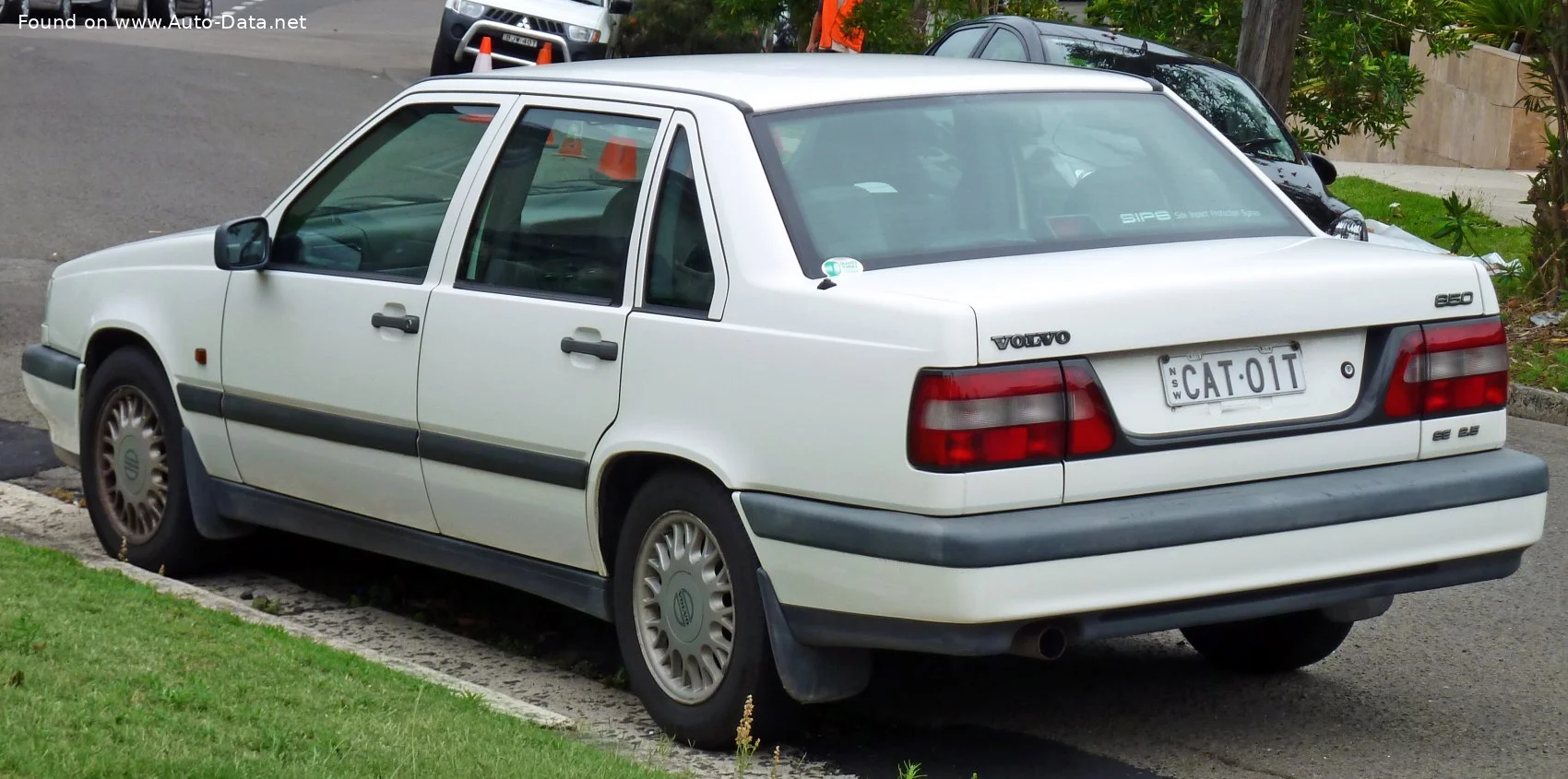 Volvo 850 2.0 10V (126 Hp)1993 - 1997 thumbnail 4