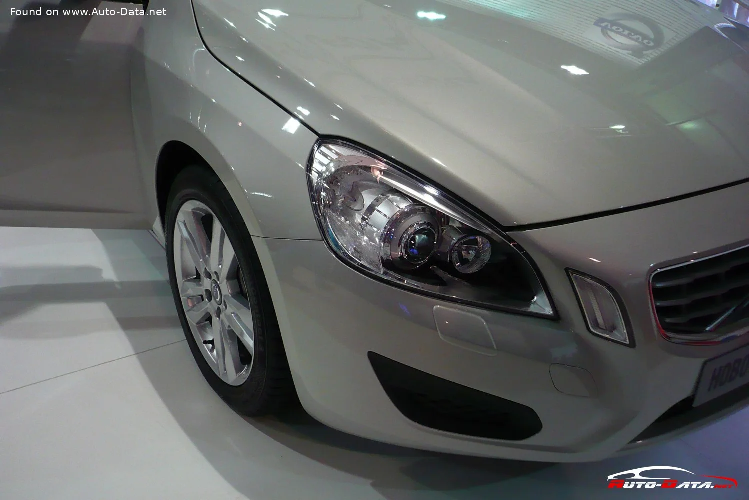 Volvo C30 1.6 16V (100 Hp)2010 - 2013 thumbnail 9