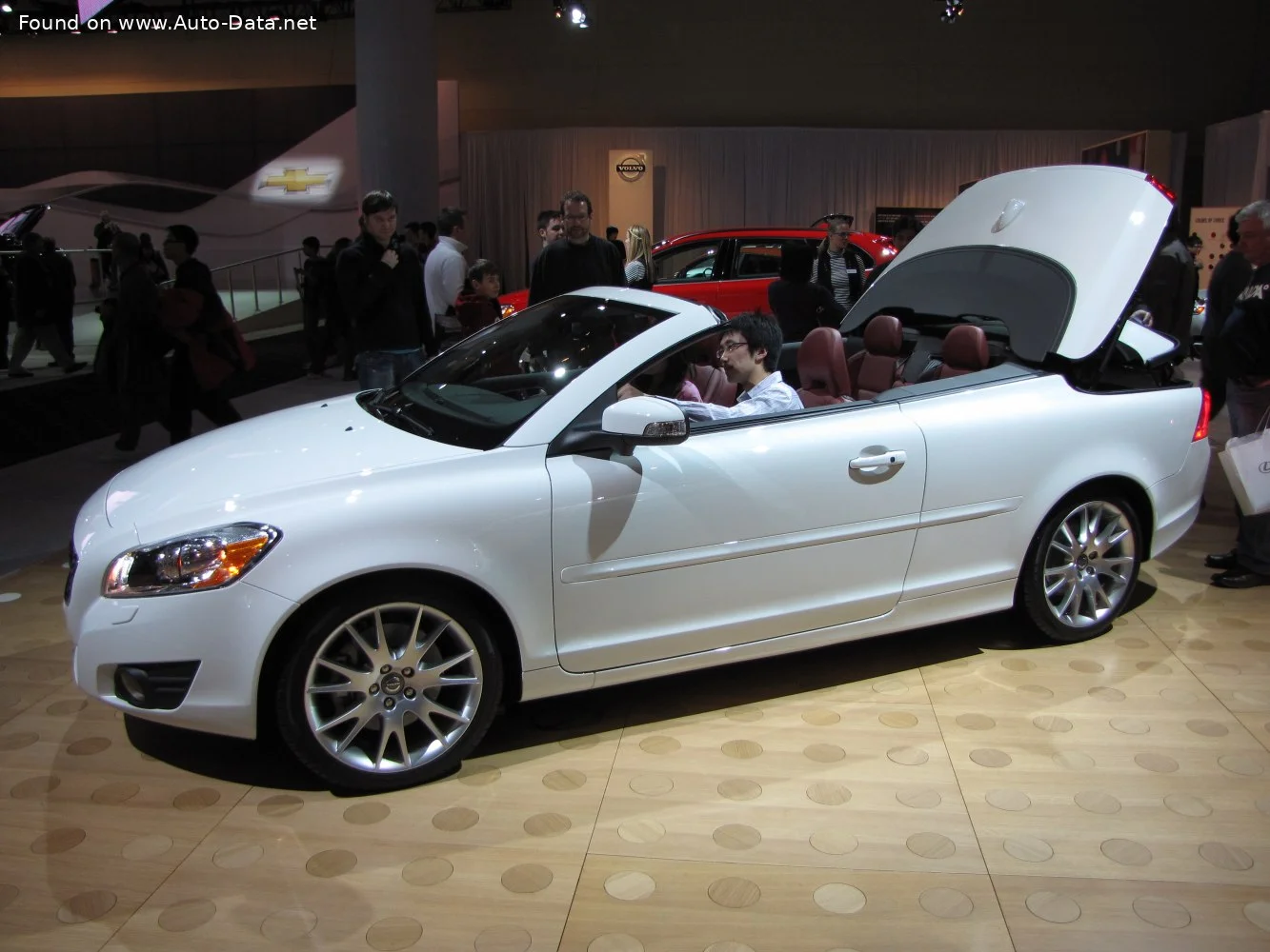 Volvo C70 2.0 D3 (150 Hp)2011 - 2013 thumbnail 2