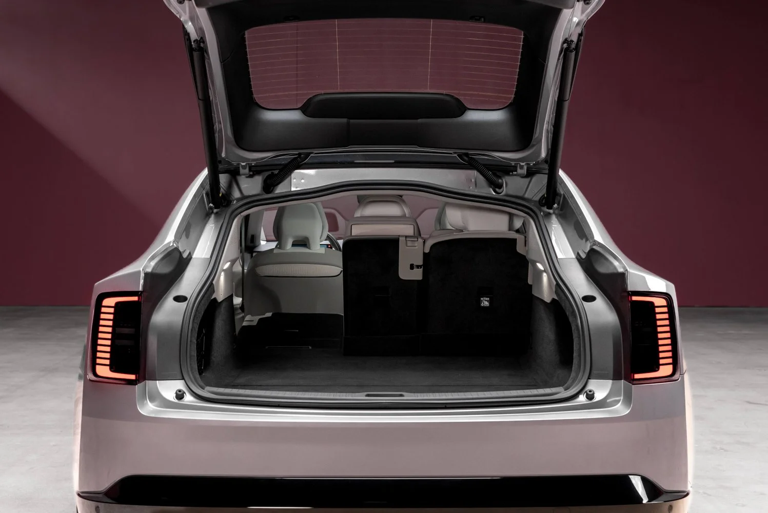 Volvo ES90 106 kWh (449 Hp) Twin Motor2025 - thumbnail 11