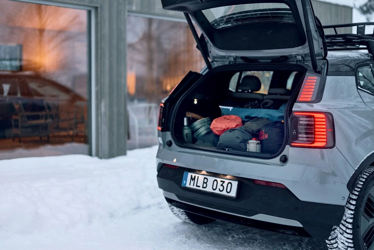 Volvo EX30 69 kWh (428 Hp) AWD Twin Motor Performance2025 - thumbnail 10