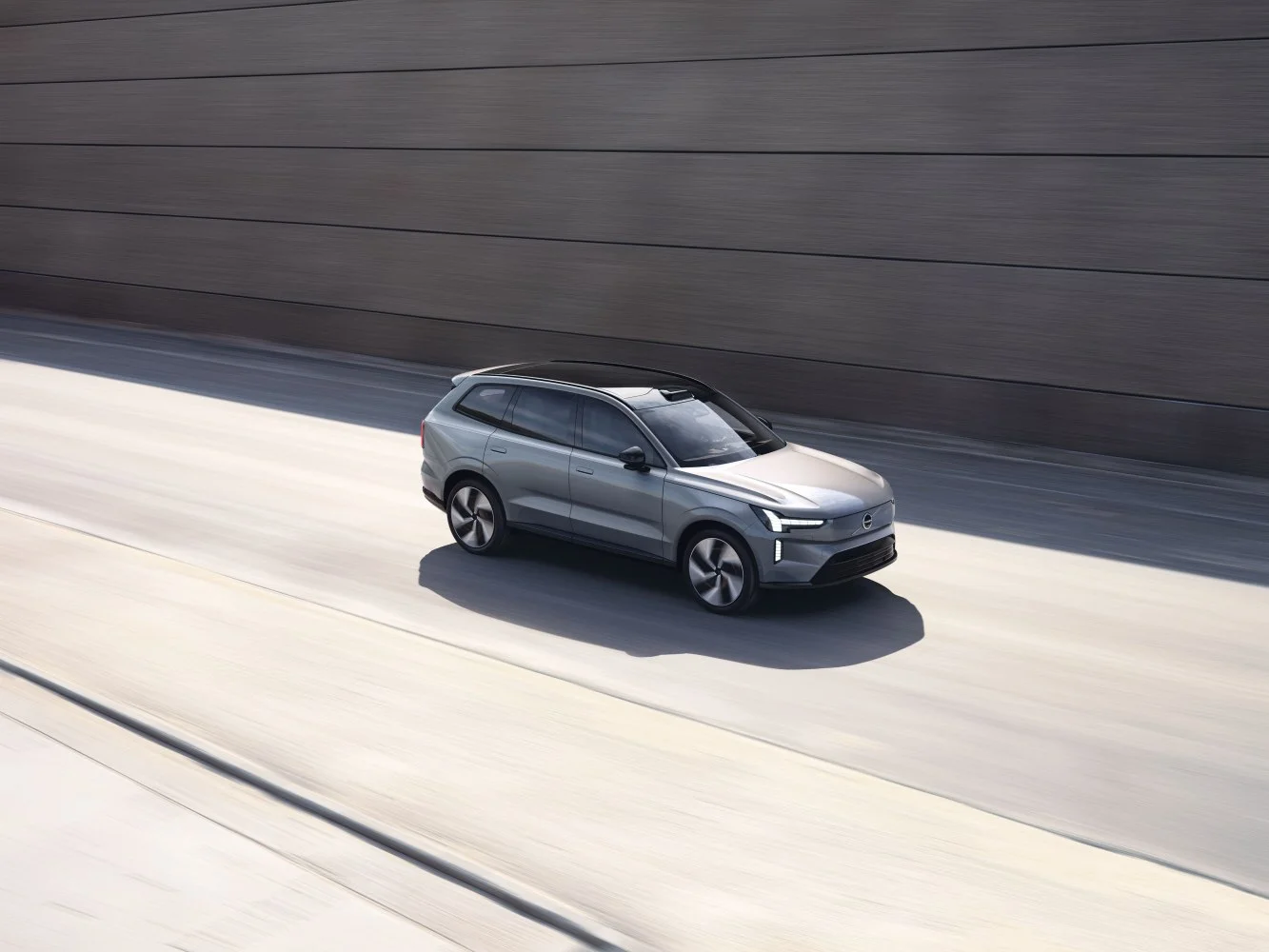 Volvo EX90 104 kWh (279 Hp) Single Motor2023 - thumbnail 16