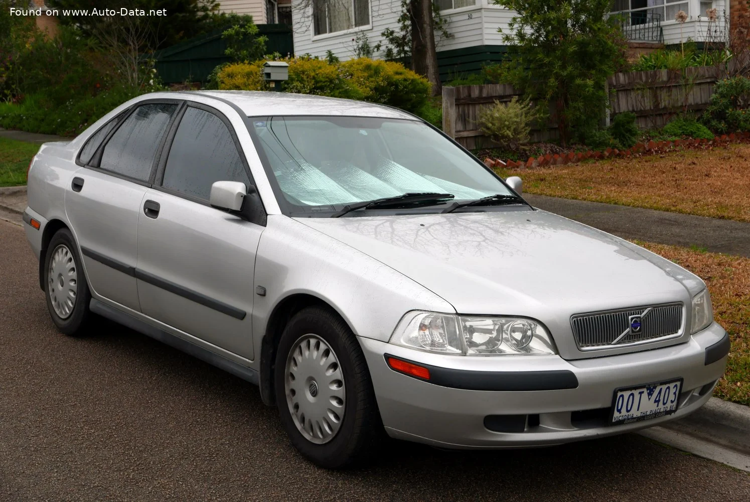 Volvo S40 1.6 16V (105 Hp)1995 - 1999 thumbnail 5
