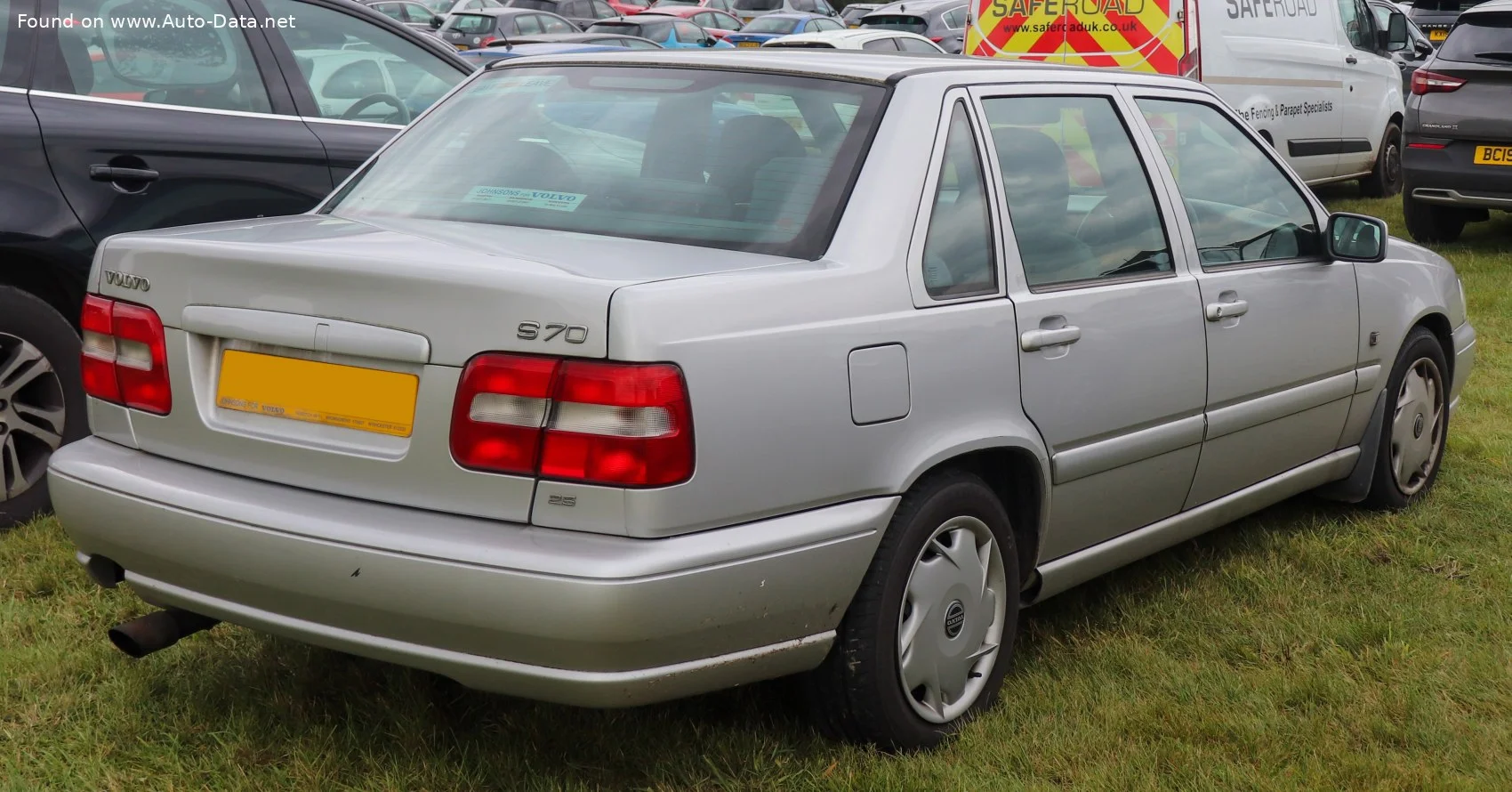 Volvo S70 2.0 (126 Hp)1996 - 2000 thumbnail 3