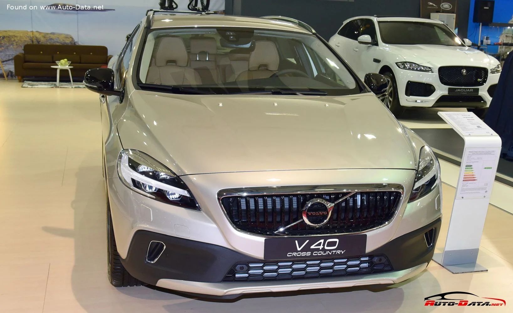 Volvo V40 1.5 T3 (152 Hp) Automatic2018 - 2020 thumbnail 12