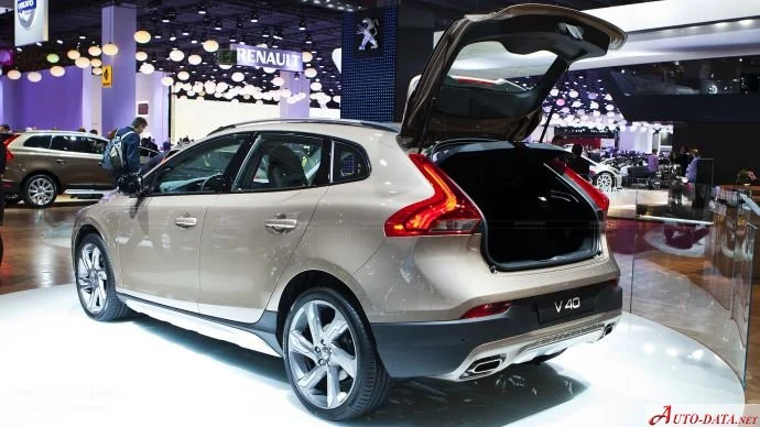 Volvo V40 1.5 T3 (152 Hp) Automatic2015 - 2016 thumbnail 12