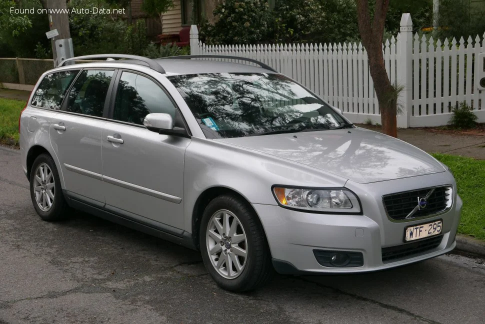 Volvo V50 modeli