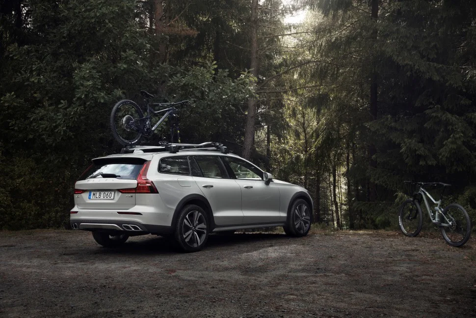 Volvo V60 2.0 B4 (197 Hp) Mild Hybrid AWD Geartronic2020 - 2021 thumbnail 12