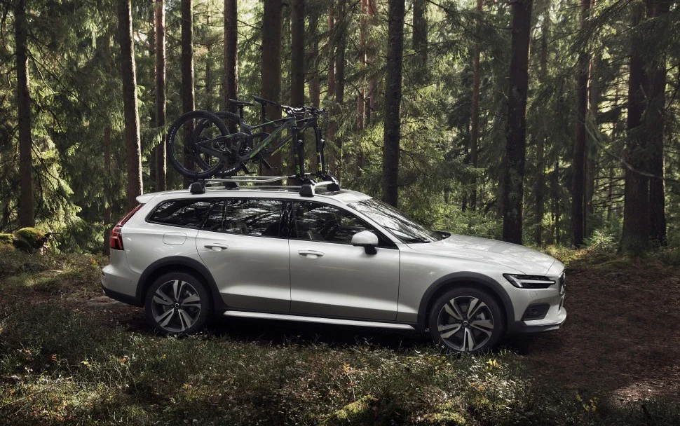 Volvo V60 2.0 B4 (197 Hp) Mild Hybrid AWD Geartronic2020 - 2021 thumbnail 14