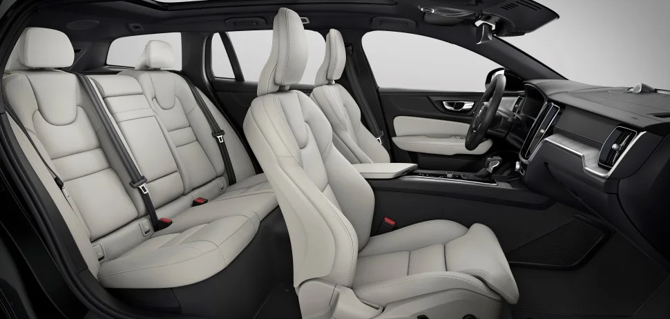 Volvo V60 2.0 B4 (197 Hp) Mild Hybrid AWD Geartronic2020 - 2021 thumbnail 6