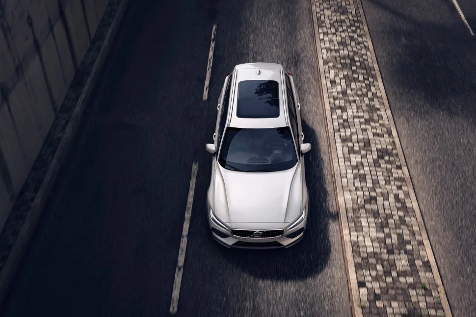 Volvo V60 2.0 B4 (197 Hp) Mild Hybrid AWD Geartronic2020 - 2021 thumbnail 9