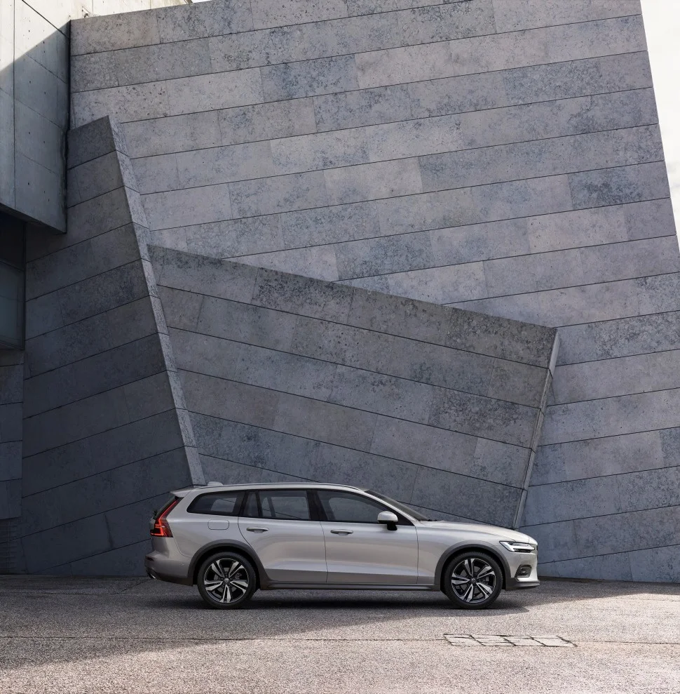 Volvo V60 2.0 B4 (197 Hp) Mild Hybrid AWD Geartronic2020 - 2021 thumbnail 10