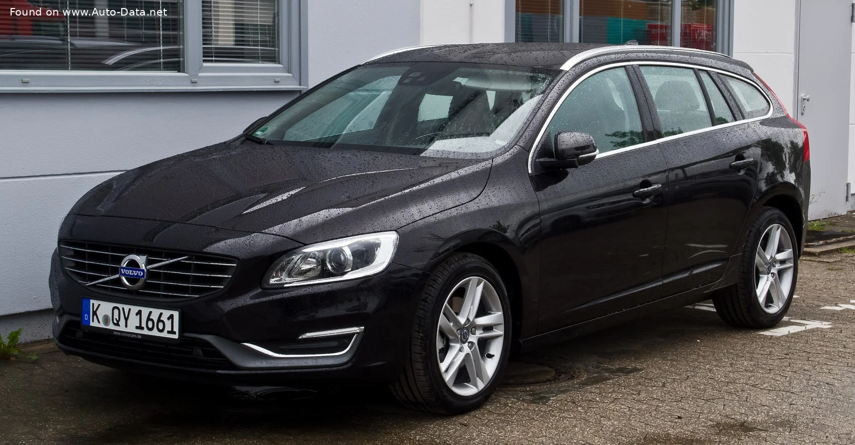 Volvo V60 1.5 T2 (122 Hp) Automatic2016 - 2018 thumbnail 2