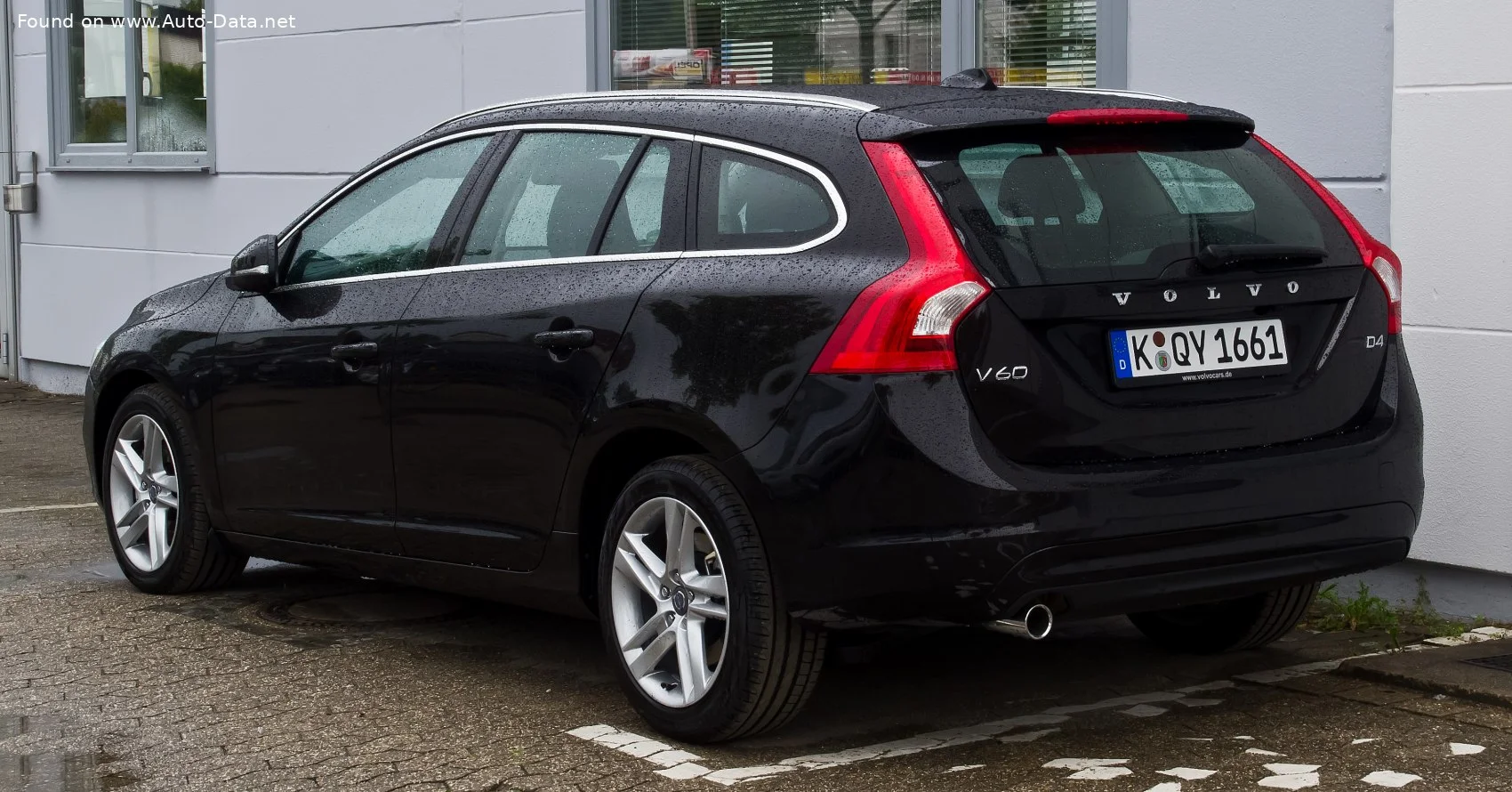 Volvo V60 1.5 T2 (122 Hp) Automatic2016 - 2018 thumbnail 3
