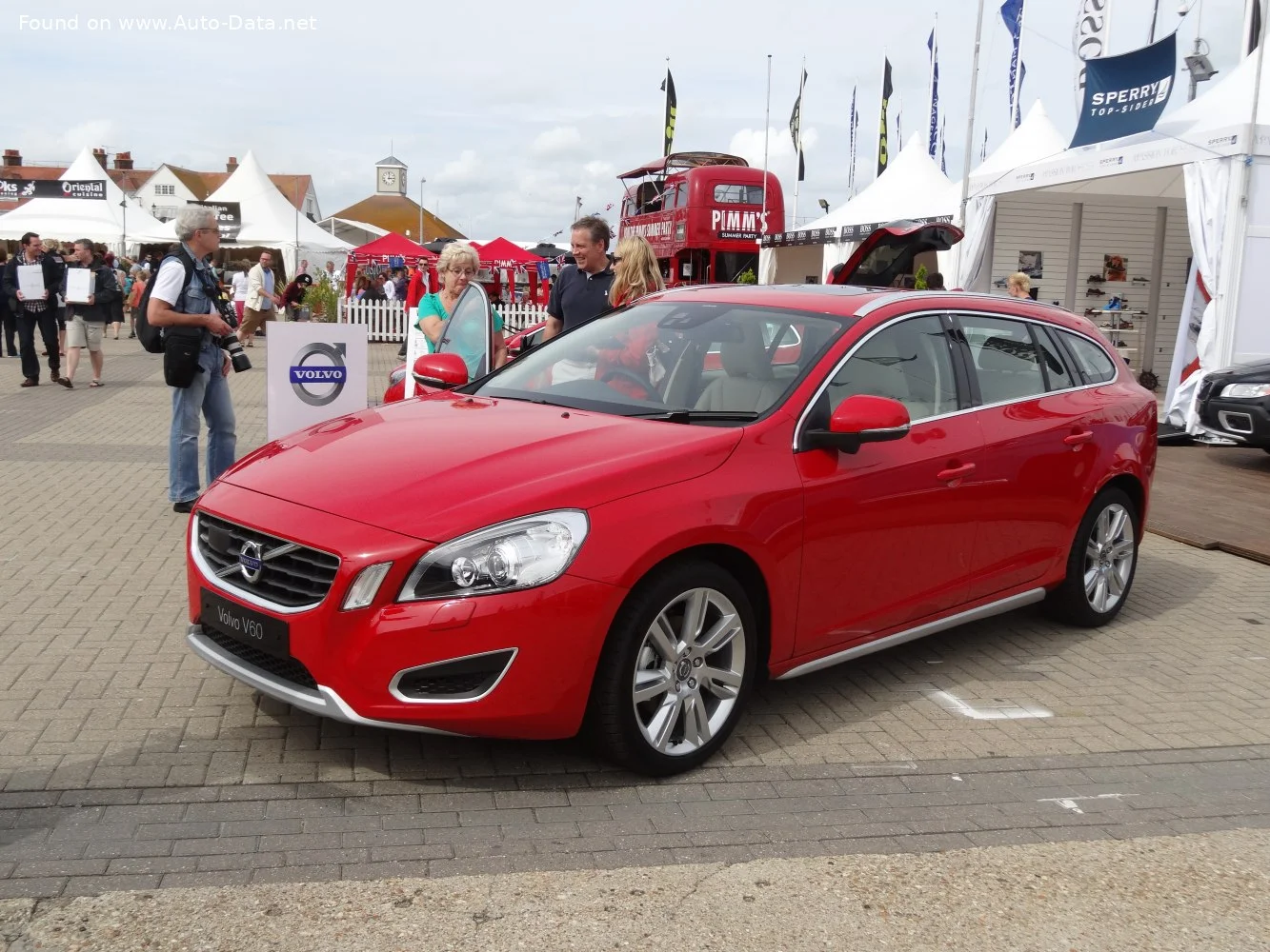 Volvo V60 1.6 Drive (115 Hp)2011 - 2012 thumbnail 2