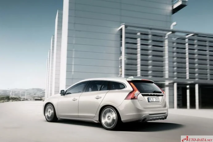 Volvo V60 1.6 Drive (115 Hp)2011 - 2012 thumbnail 8