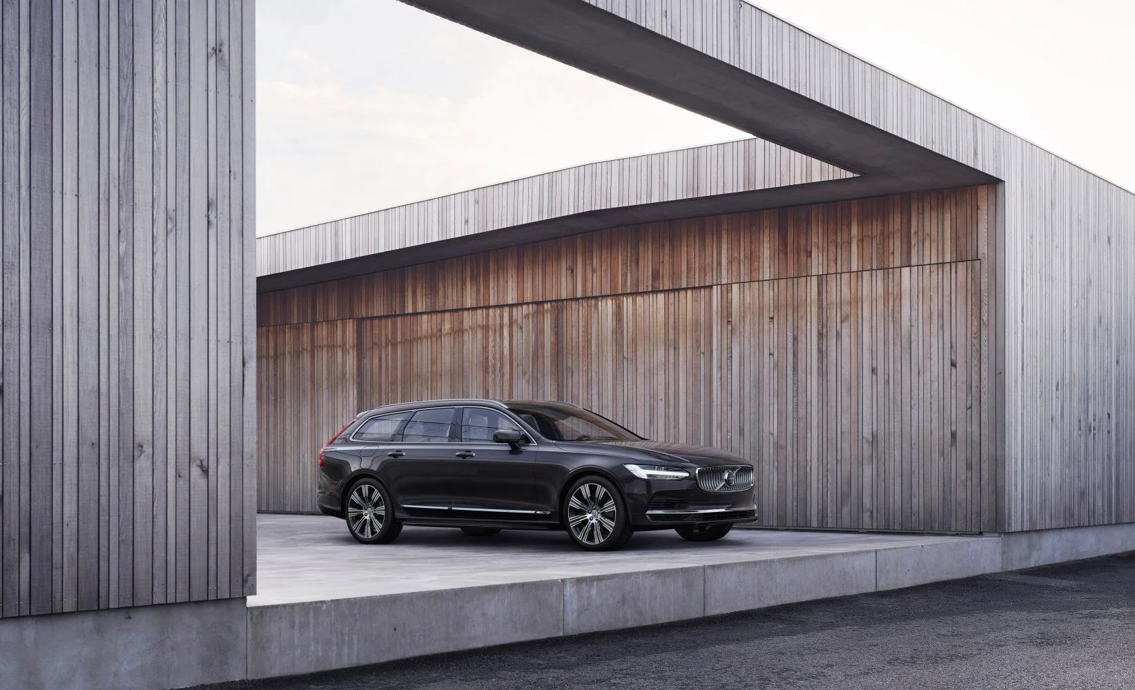 Volvo V90 2.0 B4 (197 Hp) Mild Hybrid Automatic2020 - - 1