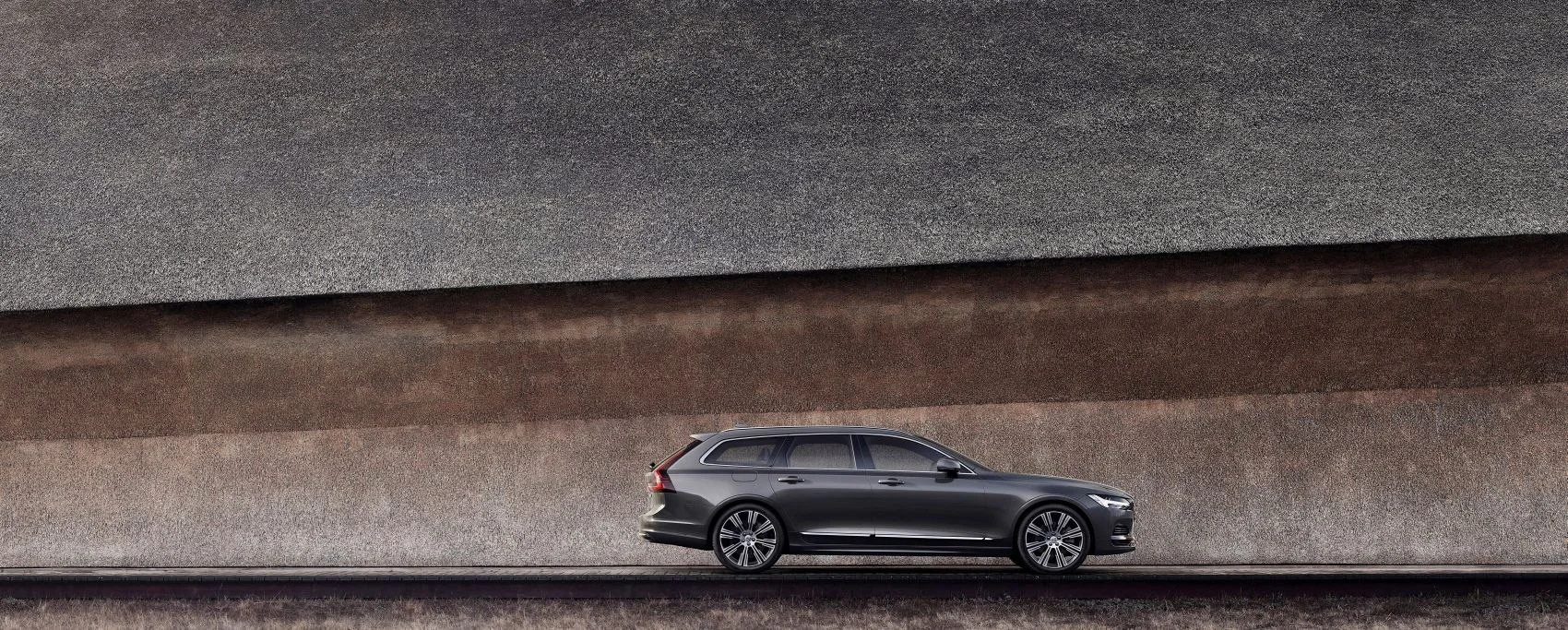 Volvo V90 2.0 B4 (197 Hp) Mild Hybrid Automatic2020 - thumbnail 4