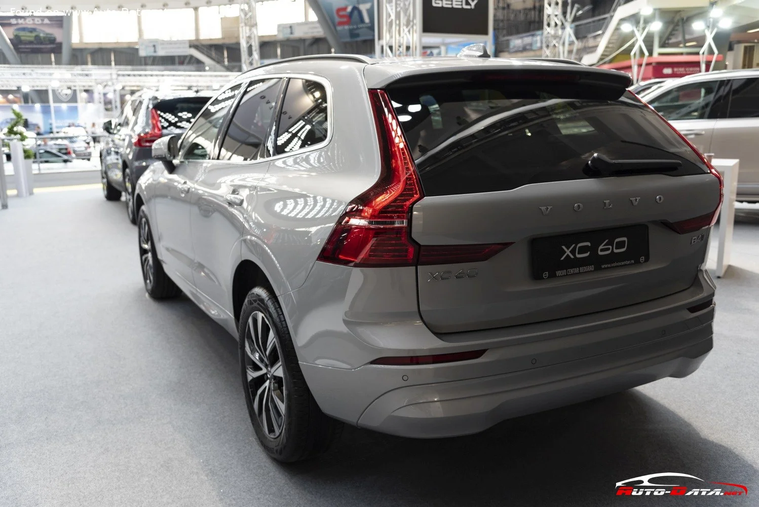 Volvo XC60 2.0 B4 (197 Hp) Mild Hybrid Geartronic2021 - thumbnail 12