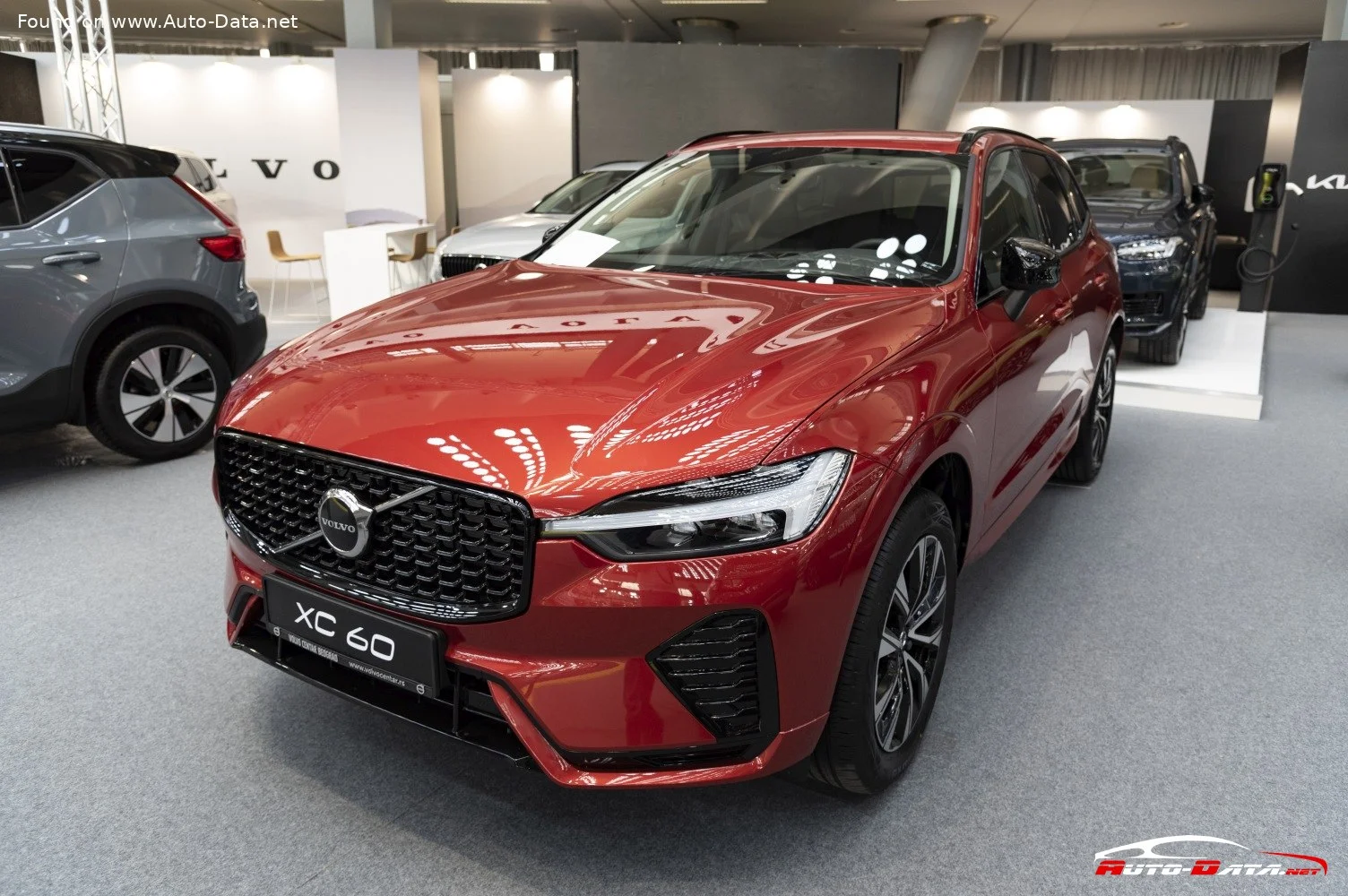 Volvo XC60 2.0 B4 (197 Hp) Mild Hybrid Geartronic2021 - thumbnail 17