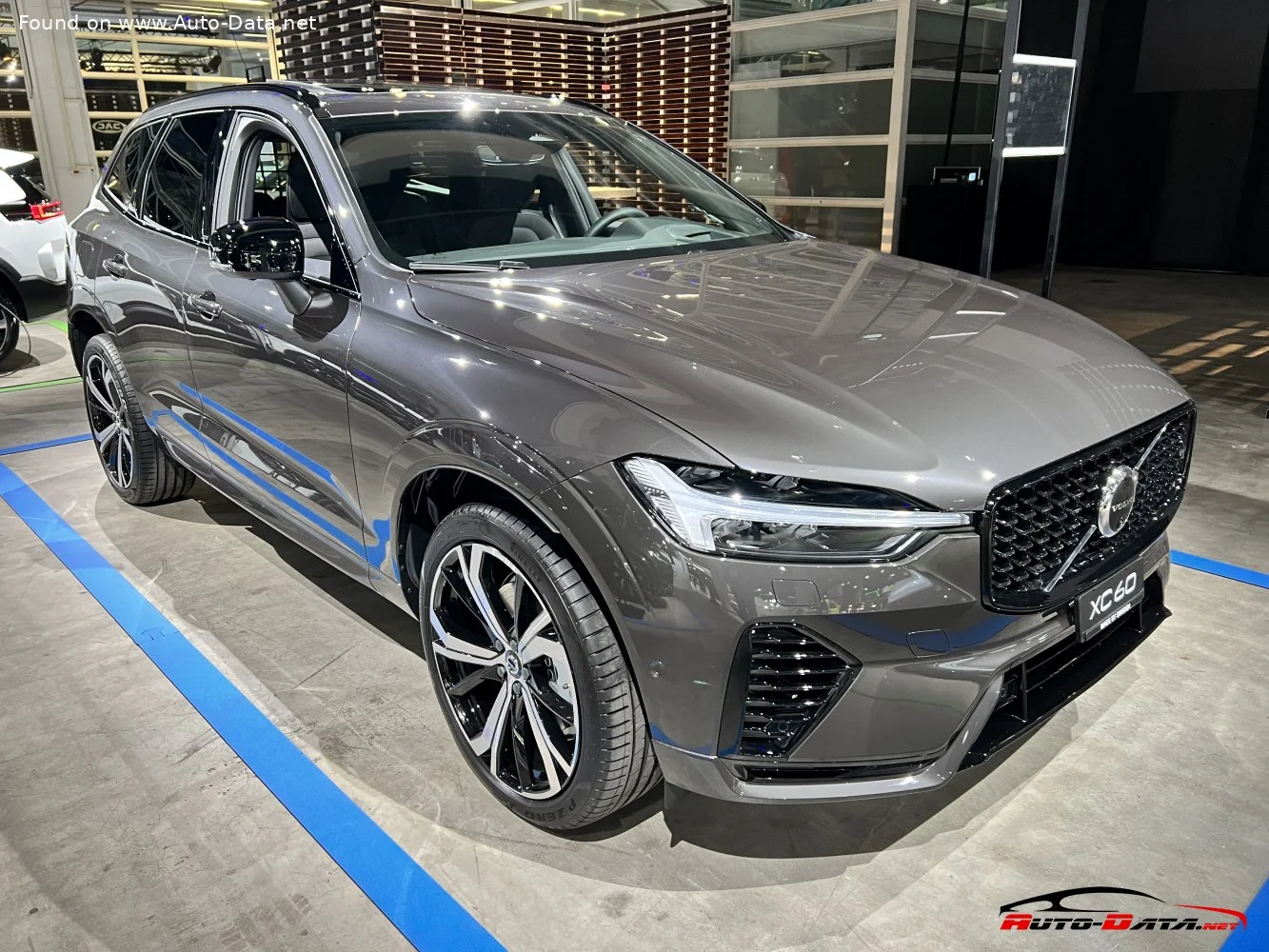 Volvo XC60 2.0 B4 (197 Hp) Mild Hybrid Geartronic2021 - thumbnail 18