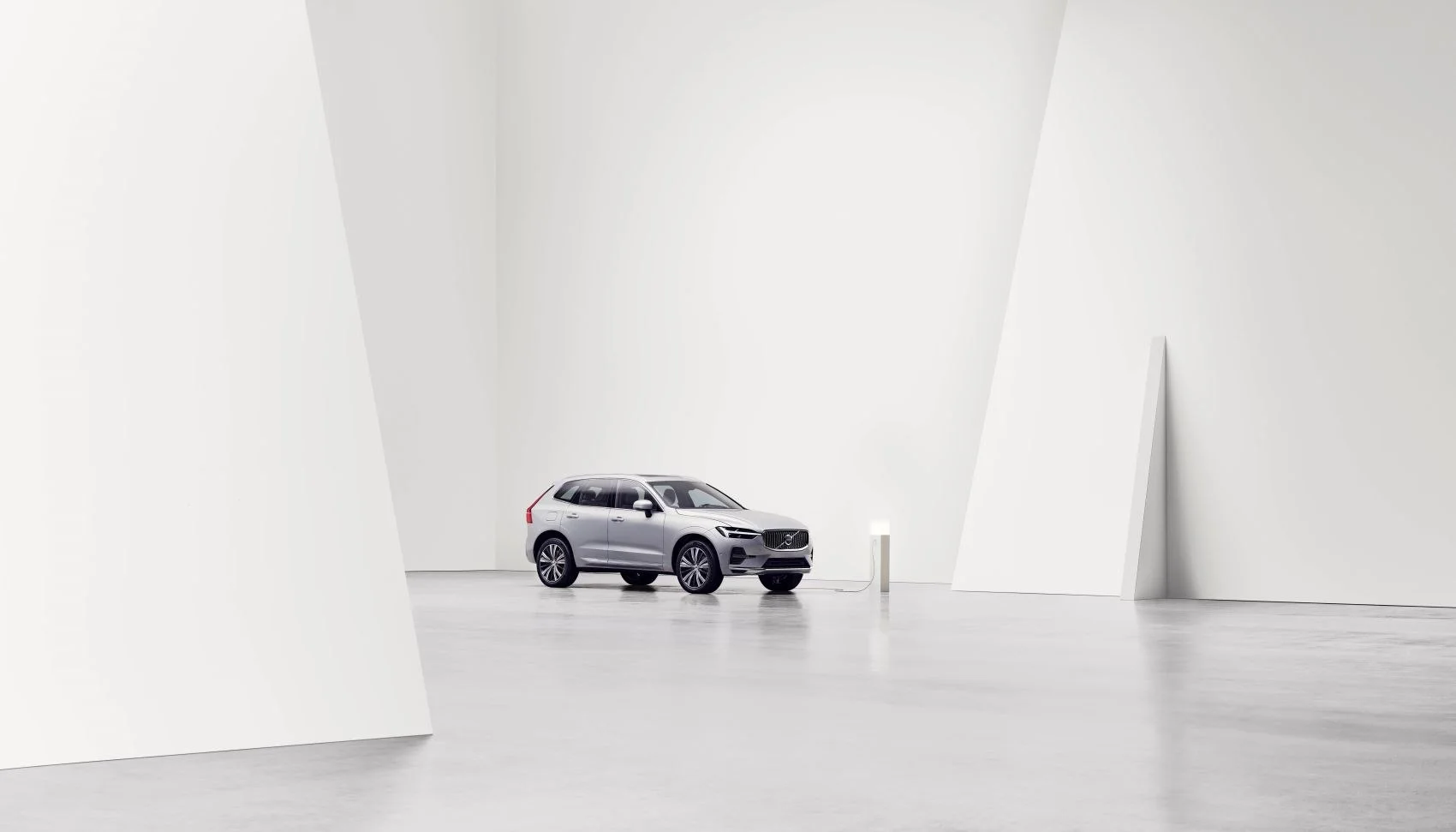 Volvo XC60 2.0 B4 (197 Hp) Mild Hybrid Geartronic2021 - thumbnail 5