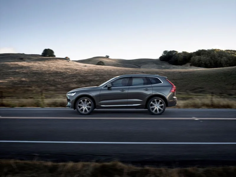 Volvo XC60 2.0 B4 (197 Hp) Mild Hybrid Automatic2020 - 2021 thumbnail 12