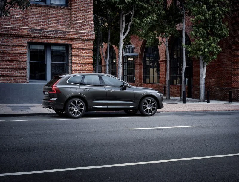 Volvo XC60 2.0 B4 (197 Hp) Mild Hybrid Automatic2020 - 2021 thumbnail 9