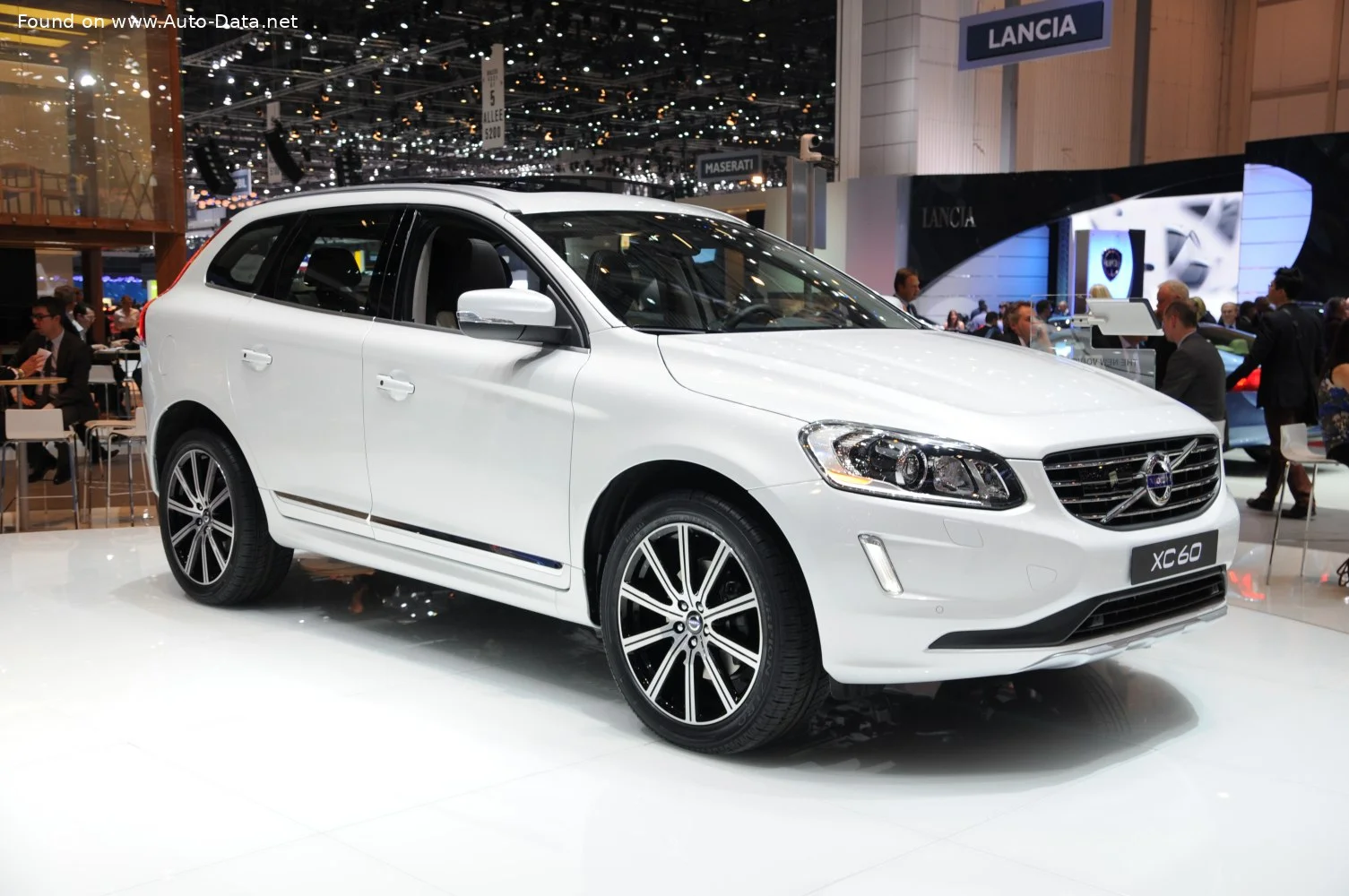 Volvo XC60 2.0 D3 (136 Hp) Automatic2013 - 2015 - 1
