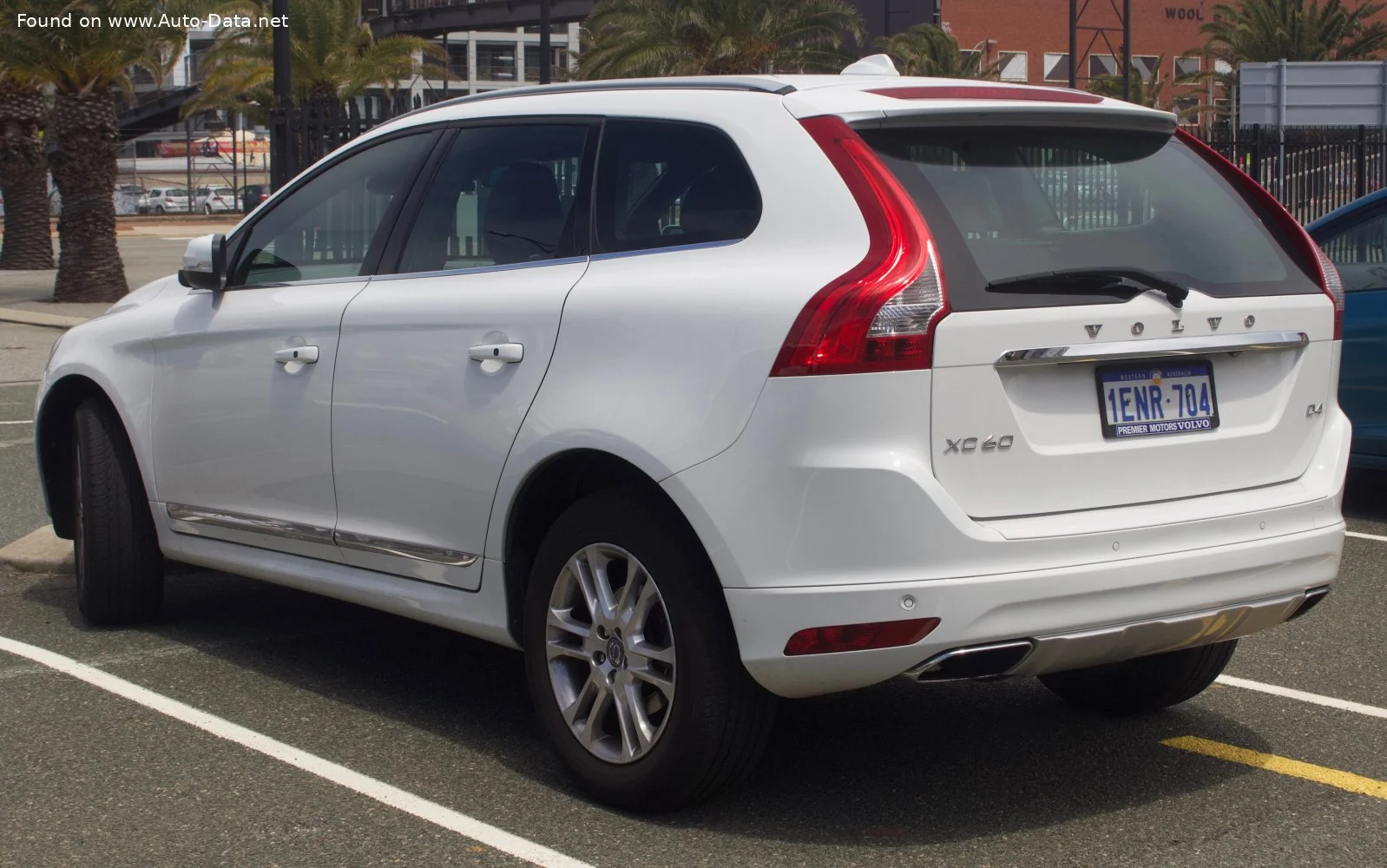Volvo XC60 2.0 D3 (136 Hp) Automatic2013 - 2015 thumbnail 9