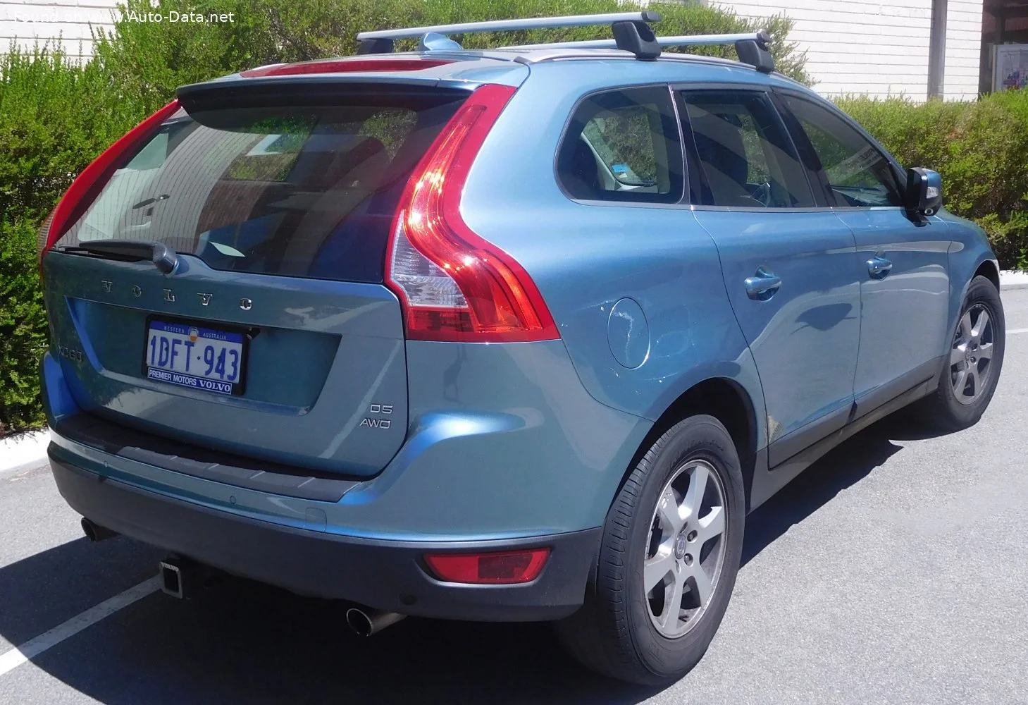 Volvo XC60 2.0 D3 (163 Hp)2012 - 2013 thumbnail 6
