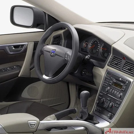 Volvo XC70 2.4 D (163 Hp) AWD2002 - 2004 thumbnail 7