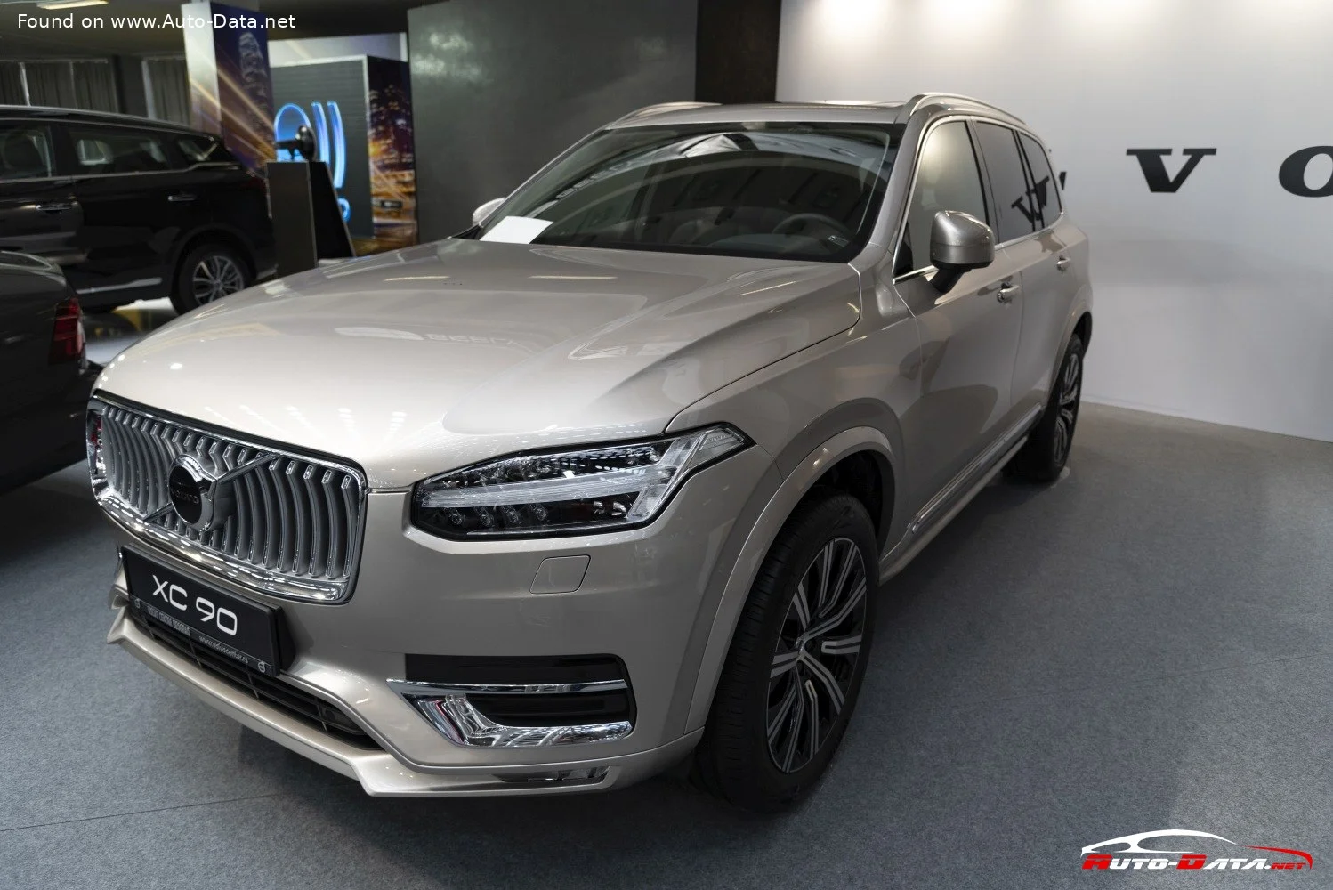 Volvo XC90 2.0 B5 (235 Hp) Mild Hybrid AWD Automatic2019 - 2024 thumbnail 14