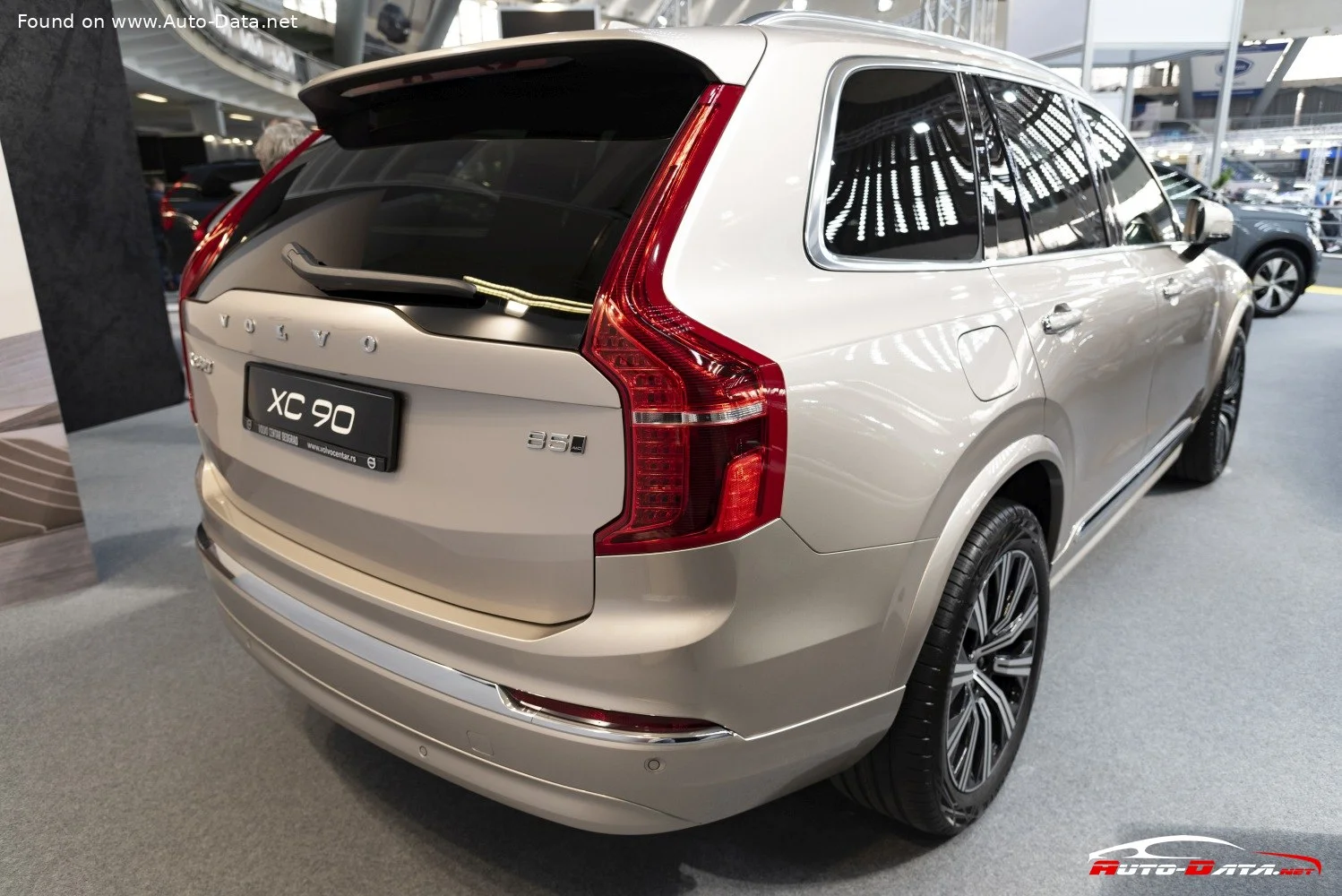 Volvo XC90 2.0 B5 (235 Hp) Mild Hybrid AWD Automatic2019 - 2024 thumbnail 16