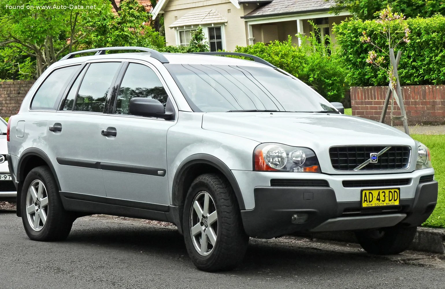 Volvo XC90 2.4 D3 (163 Hp)2002 - 2006 thumbnail 3