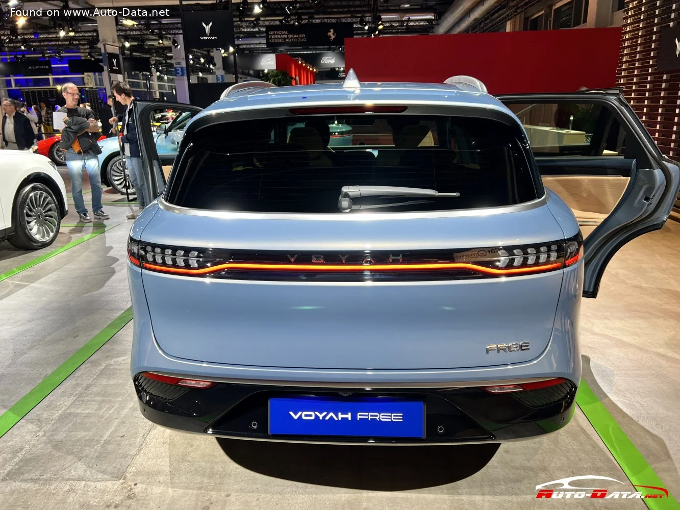 Voyah Free 106 kWh (490 Hp) 4WD Electric2022 - 2023 thumbnail 11
