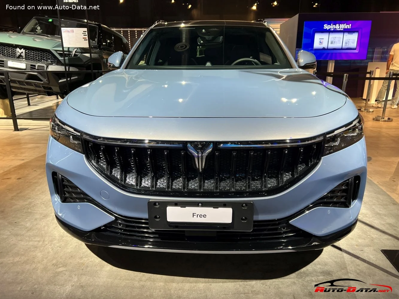 Voyah Free 106 kWh (490 Hp) 4WD Electric2022 - 2023 thumbnail 16