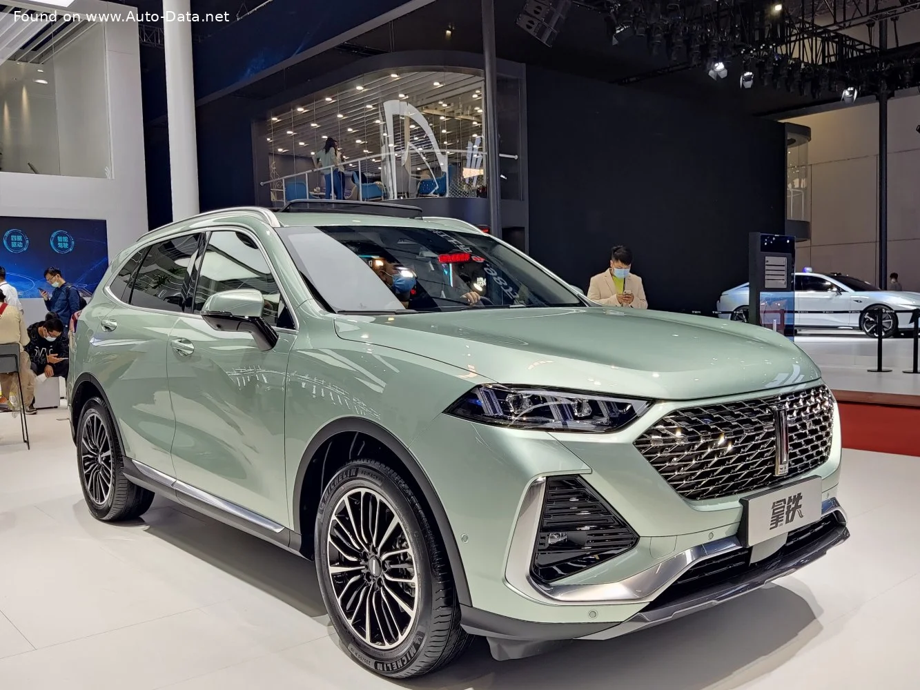 WEY Latte 1.5T (326 Hp) Plug-in Hybrid DHT2022 - - 1