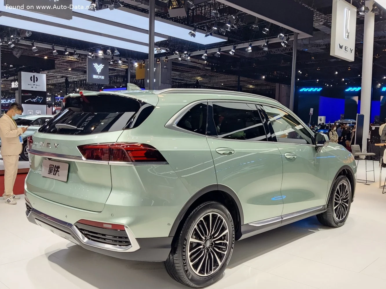 WEY Latte 1.5T (326 Hp) Plug-in Hybrid DHT2022 - thumbnail 2