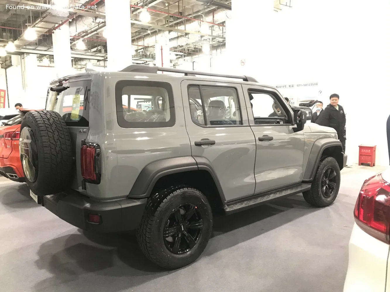 WEY Tank 300 2.0T (227 Hp) 4WD Automatic2020 - 2021 thumbnail 3