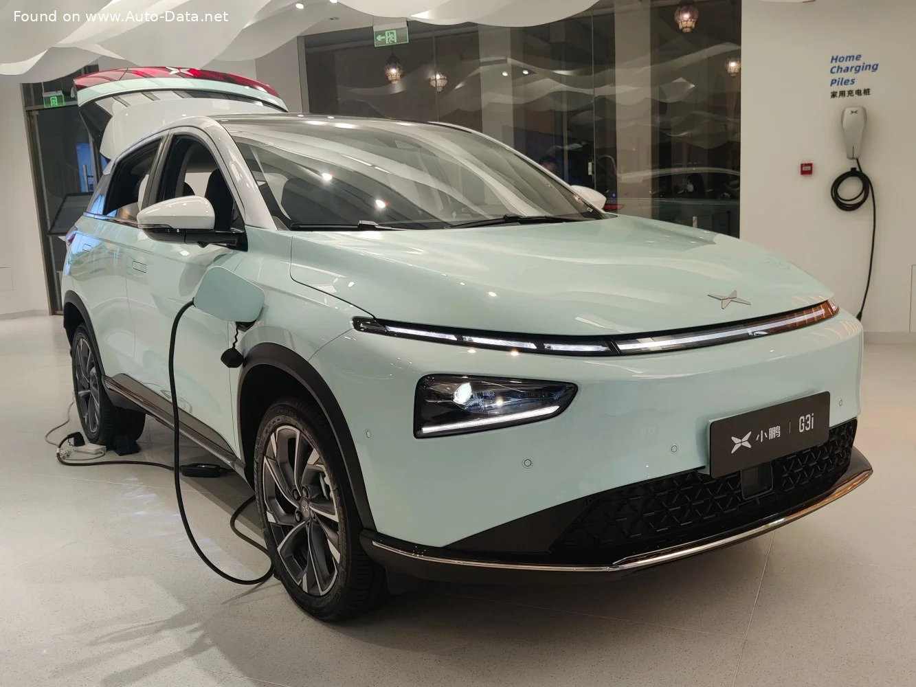 XPENG G3 460 55 kWh (197 Hp) BEV2021 - thumbnail 2