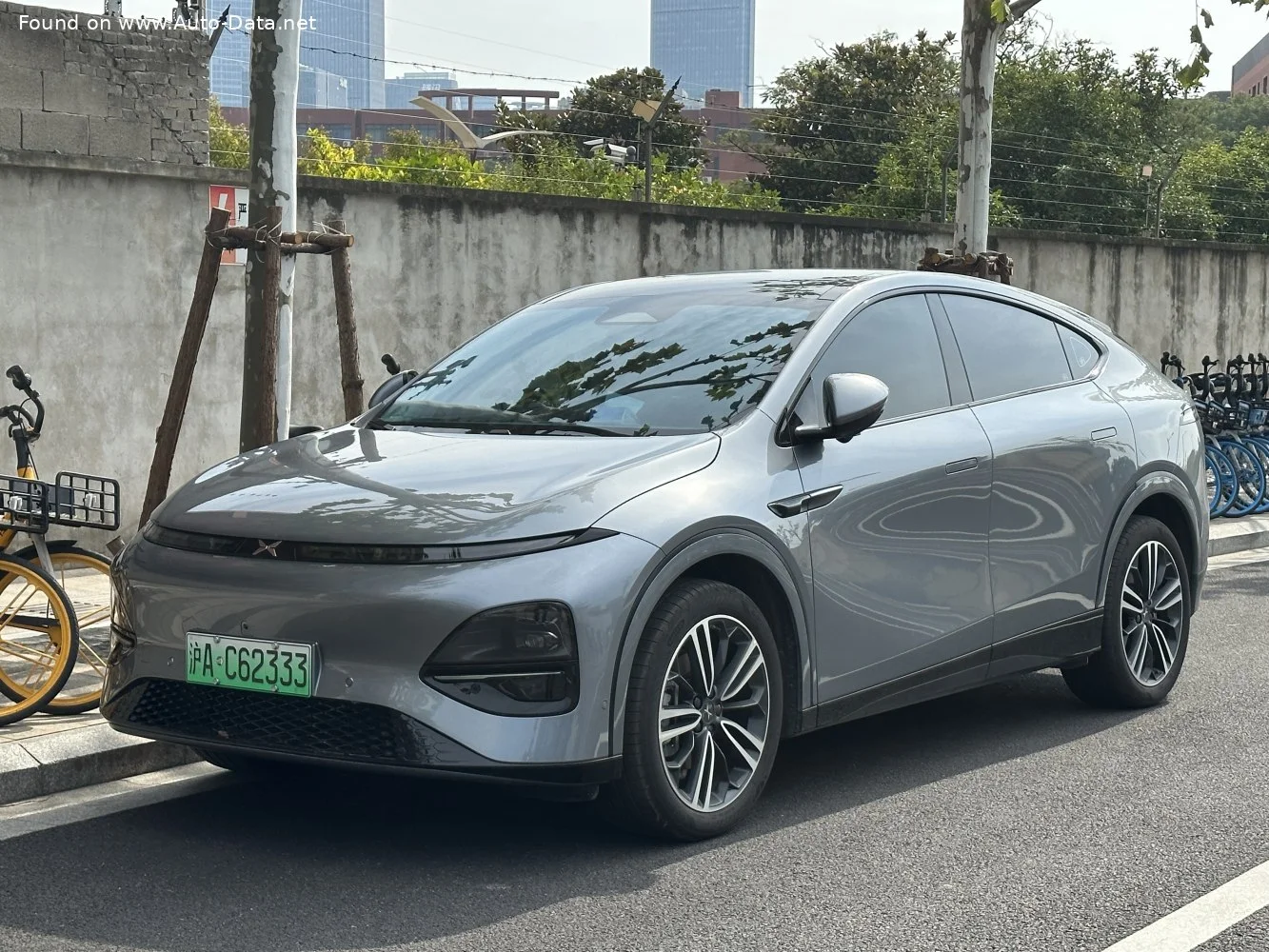 XPENG G6 modeli