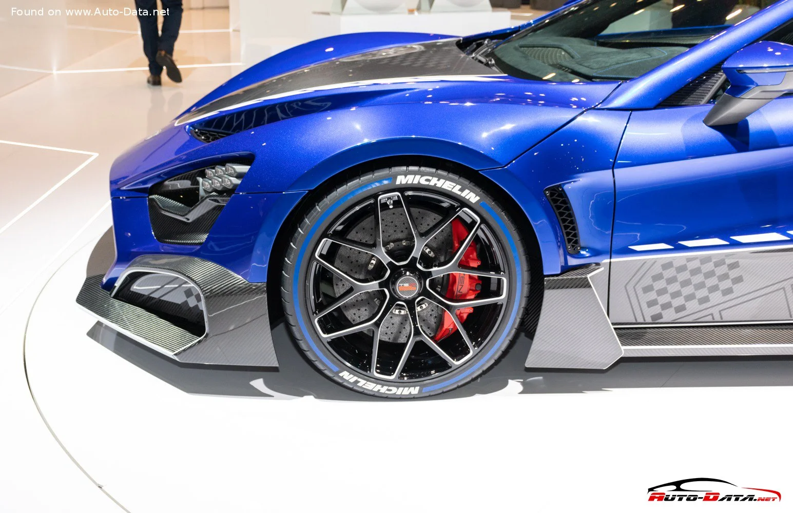 Zenvo TSR-S 5.8 V8 (1177 Hp) Automatic2018 - thumbnail 4