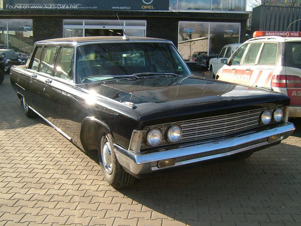 ZIL 114 7.0 V8 (303 Hp)1967 - 1985 - 1