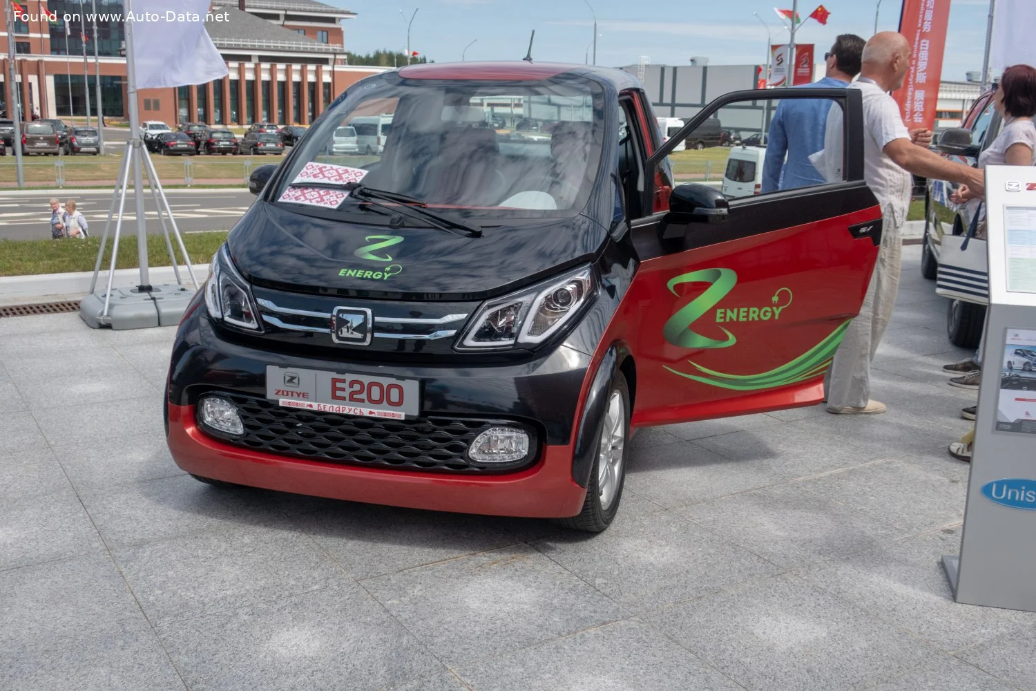 Zotye E200 24.5 kWh (82 Hp)2016 - thumbnail 6