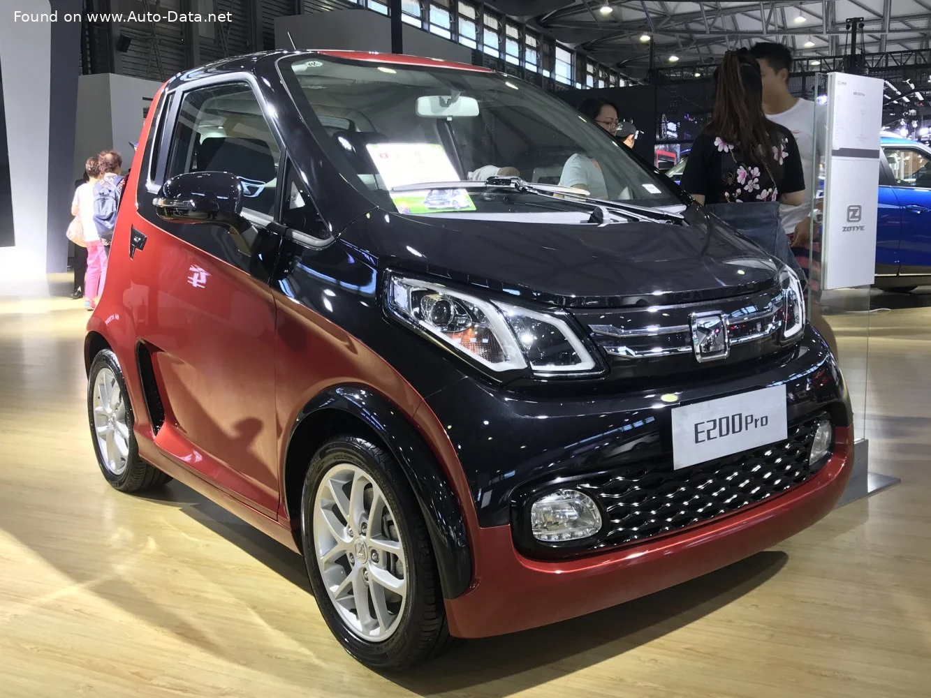 Zotye E200 24.5 kWh (82 Hp)2016 - thumbnail 8